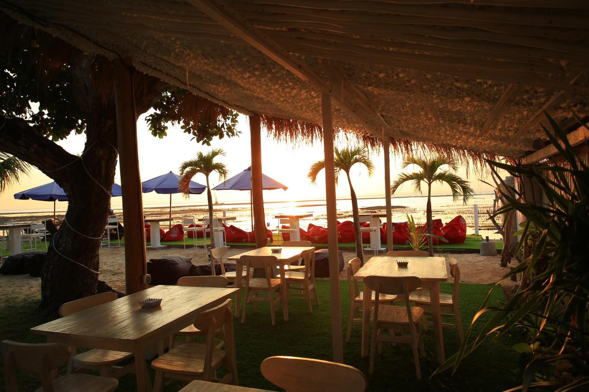 3 Monkeys Lembongan Studio Apartments Gym Recovery Centre Luaran gambar