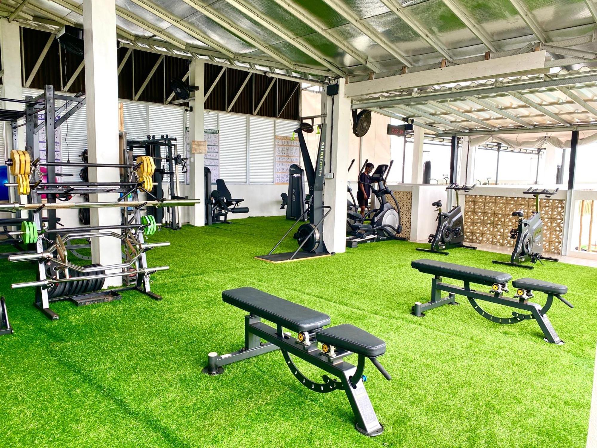 3 Monkeys Lembongan Studio Apartments Gym Recovery Centre Luaran gambar